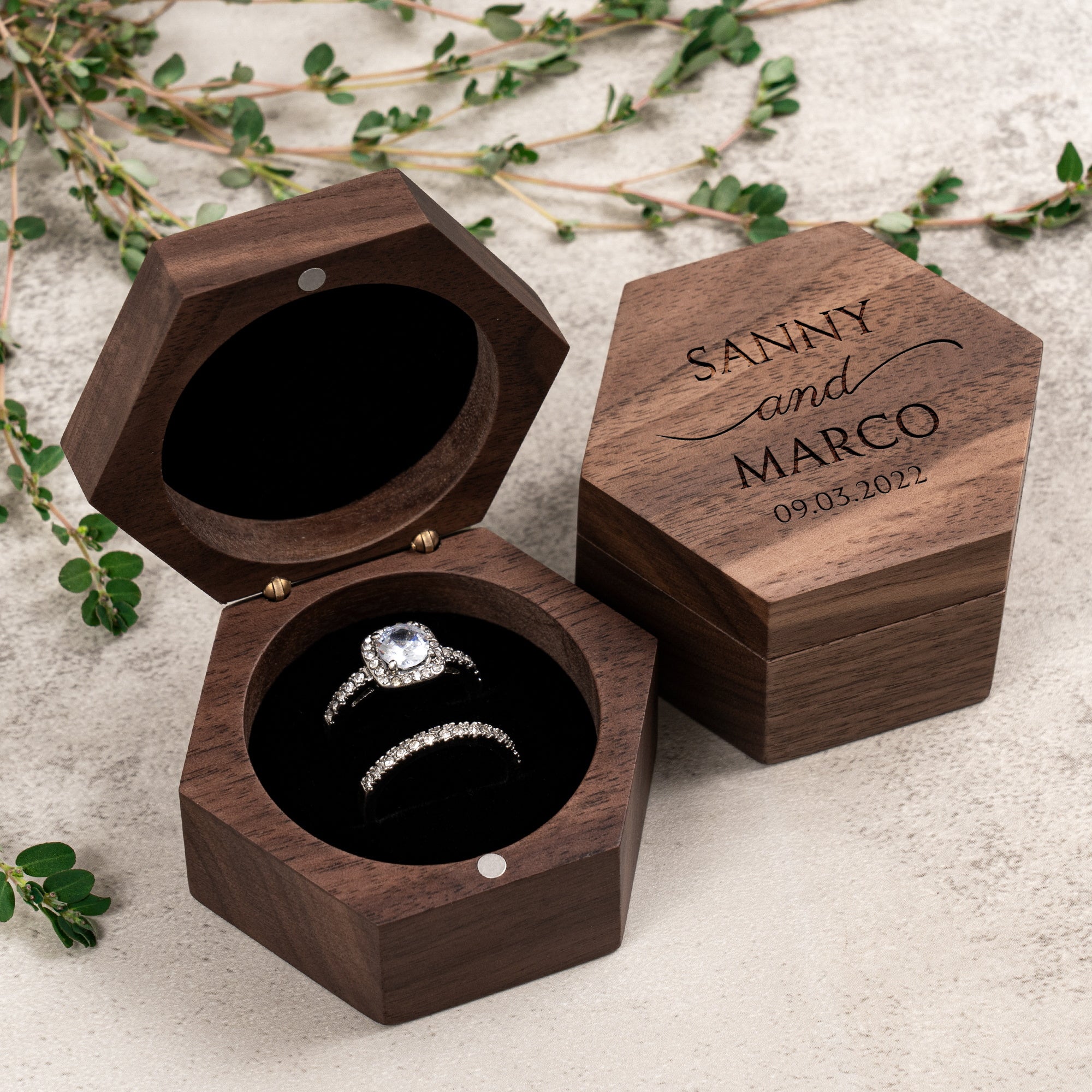 Harmony Hexagon Ring Box