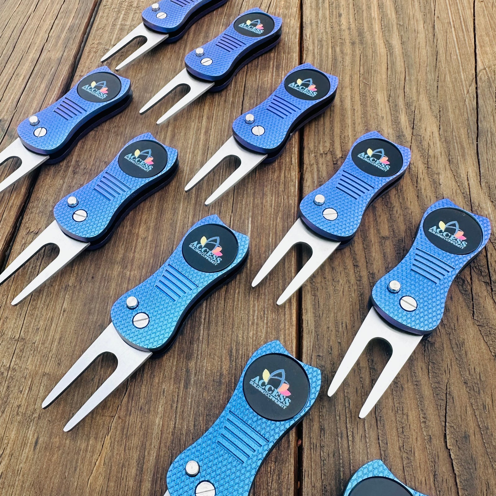 Custom Golf Divot Tool with Personalized Ball Marker - Custom logo golf divot tool with magnetic ball marker for tournaments and outings