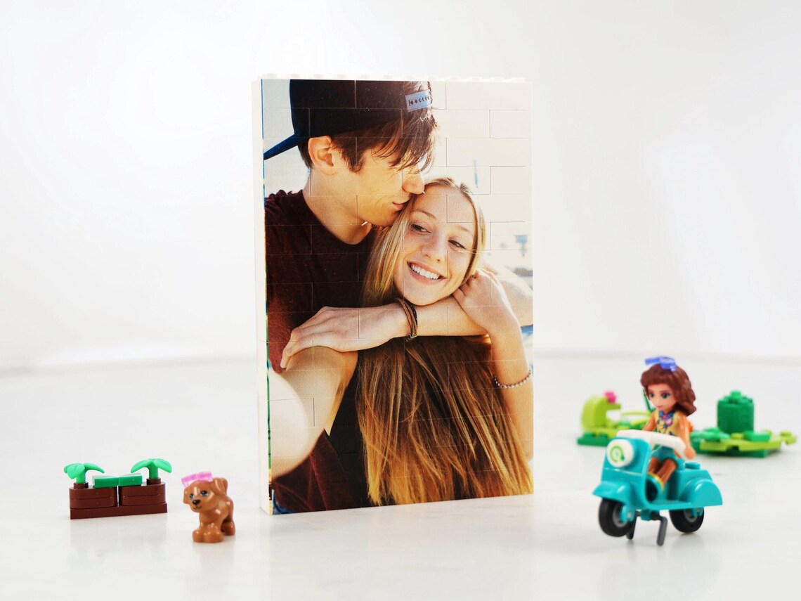 Mini-Figure Brick Photo Puzzle