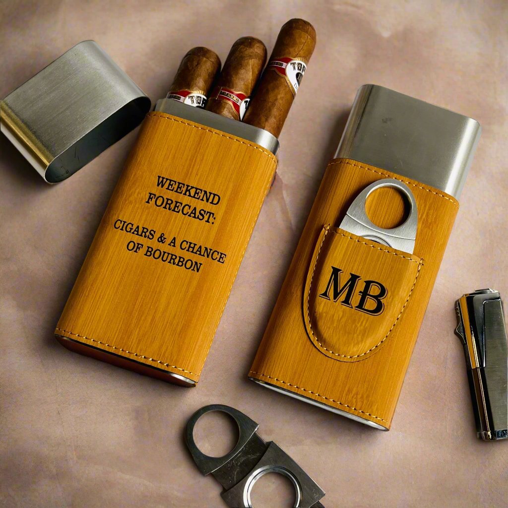 Engraved cigar travel case and portable cigar carrier
