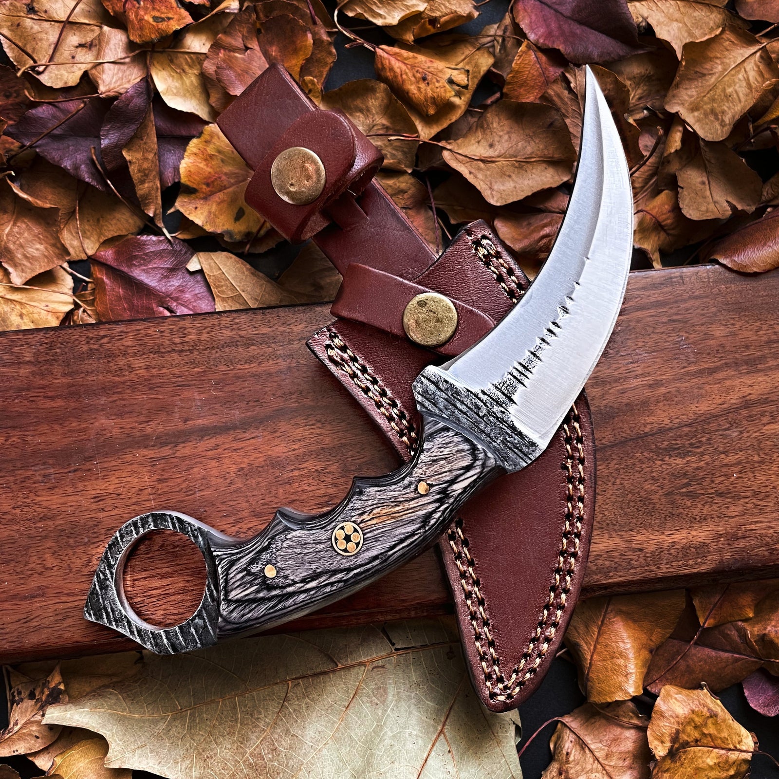 Raptor Claw Knife