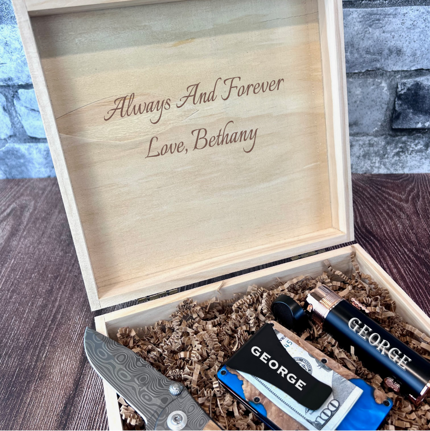 Personalized Keepsake Gift Box offers