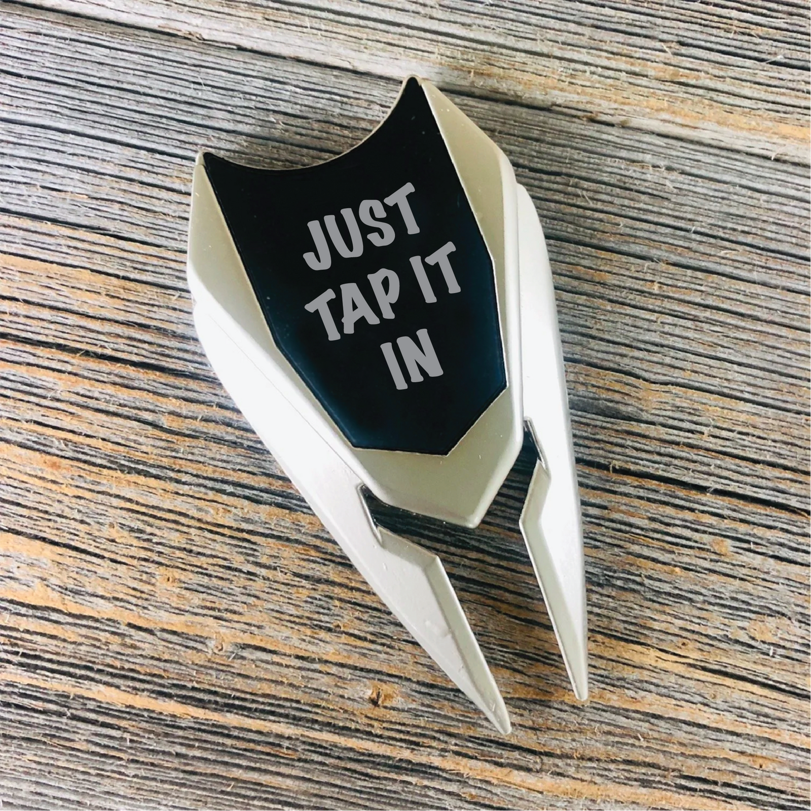 Happy's Divot Tool