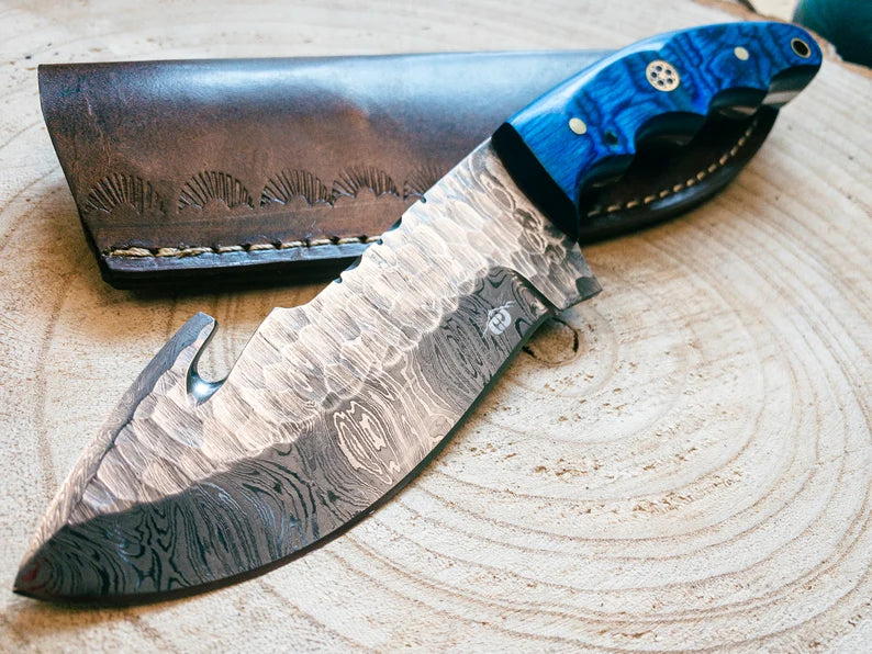 Gut Hook Damascus Knife