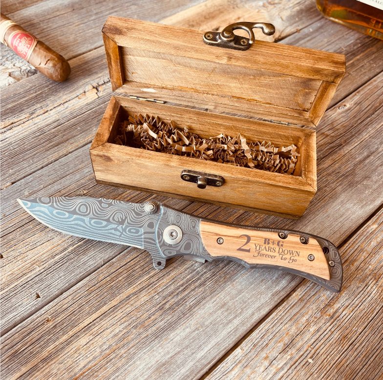 Personalized Anniversary Gift for Men Knife with Custom Engraved Box