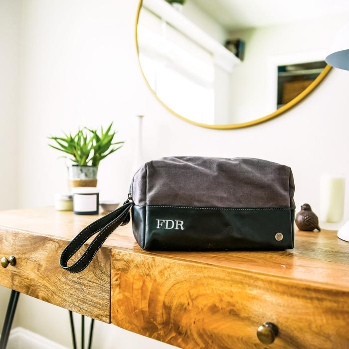 The Classic Canvas Wash Bag