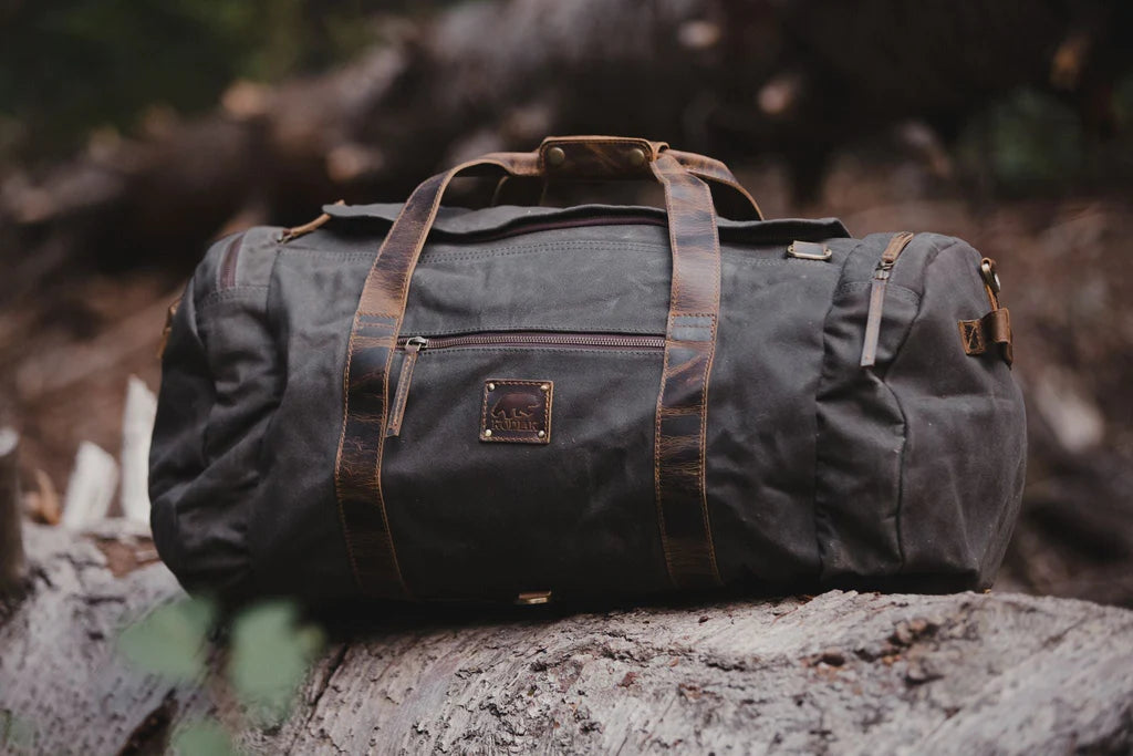 Camping duffel best sale